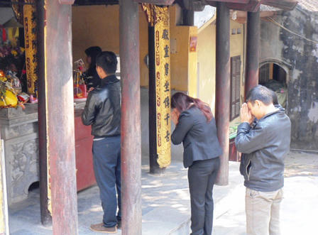 Đền Bà Chúa Kho “vắng lạ lùng” dịp cuối năm